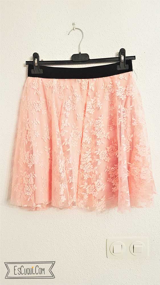minifalda rosa encaje